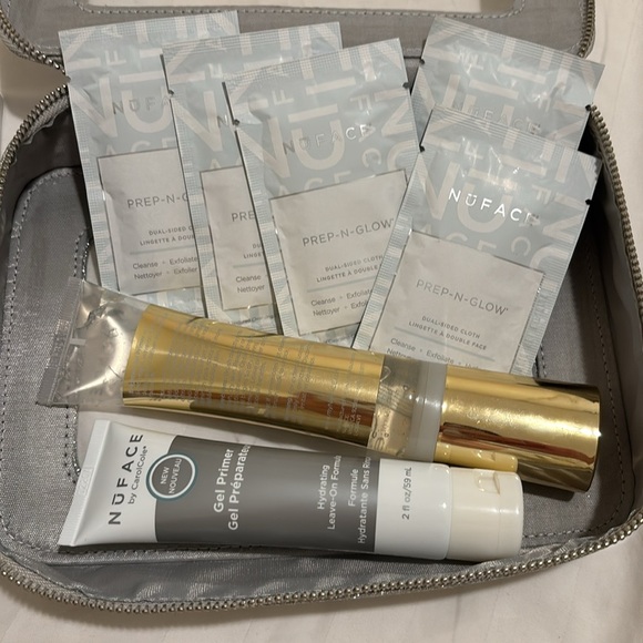 Nuface Mini Break the ice limited collection Skincare Set - Picture 3 of 8